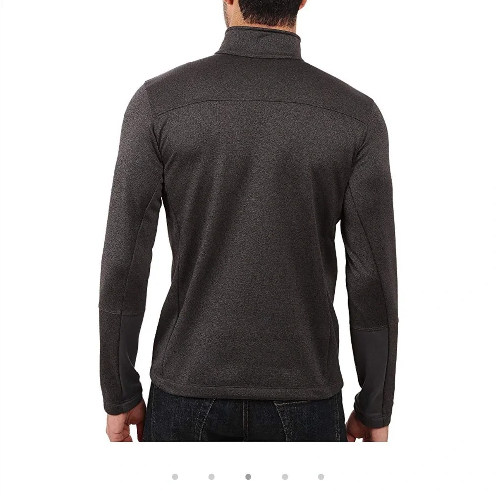 North Face Men’s 1/2 zip pullover-size S